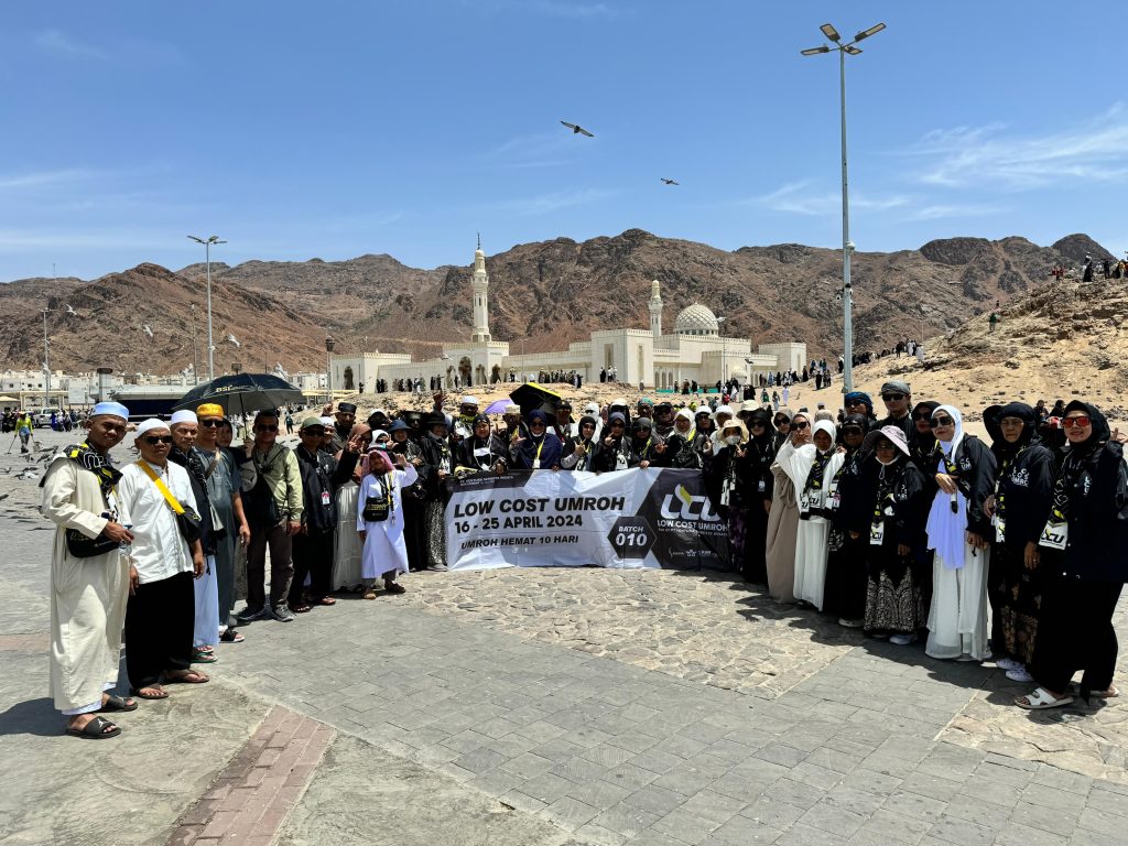 mengunjungi destinasi mekkah dan madinah