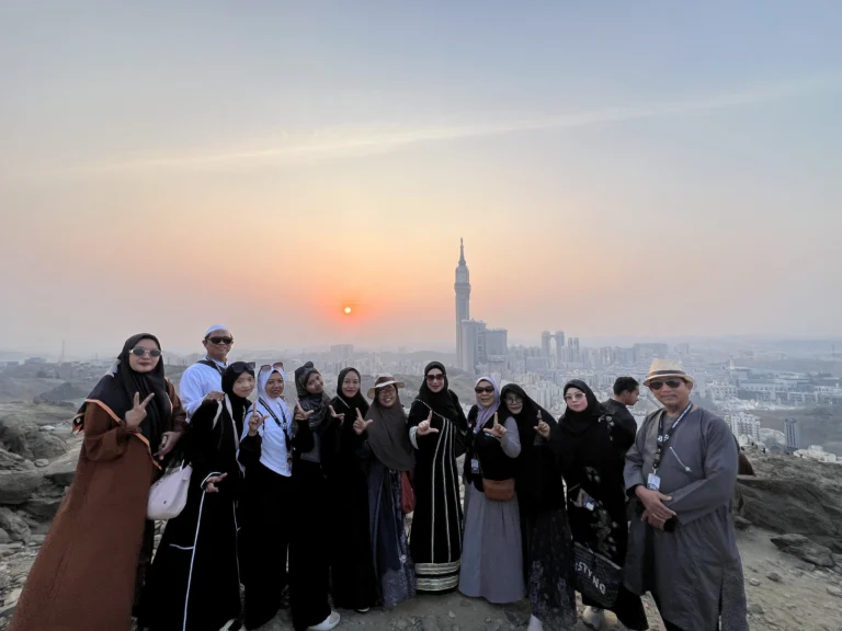 Menikmati Keindahan Mekkah Di Ketinggian Jabal Khandamah!